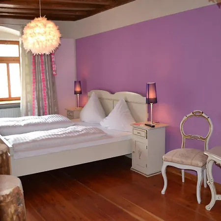 Turmdieb Szálloda 3*