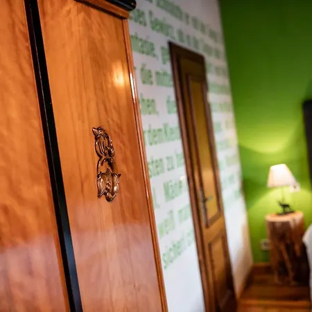 Turmdieb Szálloda Volkach